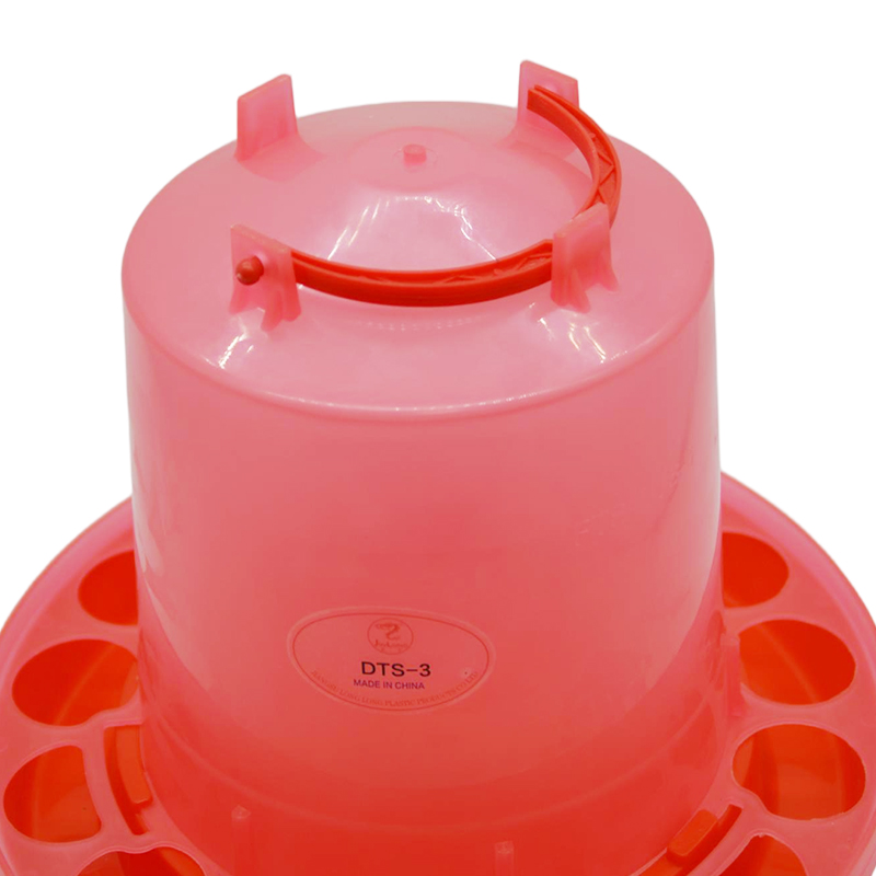 chicken feeder (10)